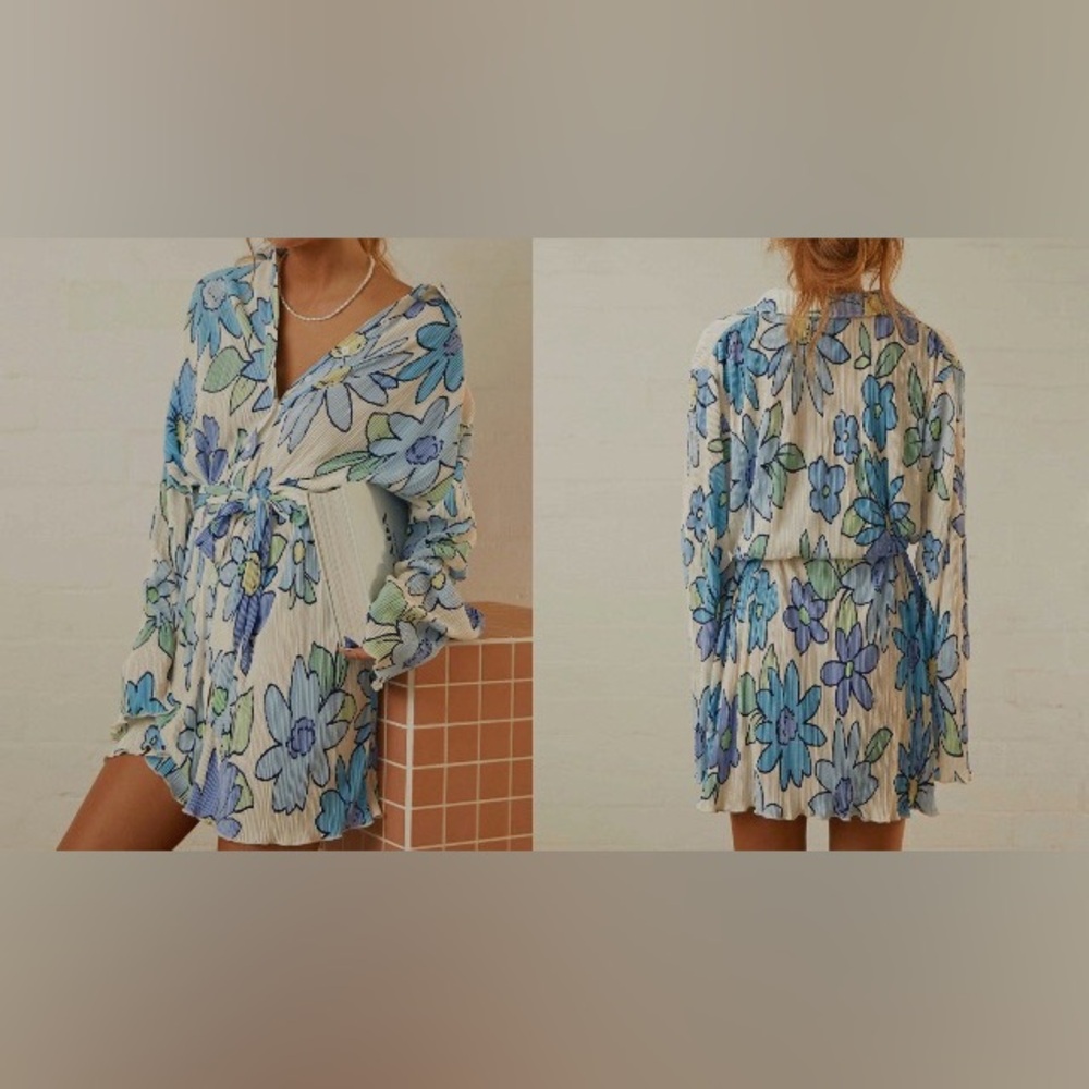 Elegant Floral Long Sleeve Dress in Blue and White